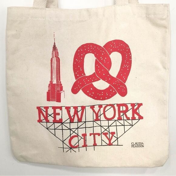 Claudia Pearson City Toe Bag Series New York City Cream Red Artwork Canvas Bag - Picture 4 of 11